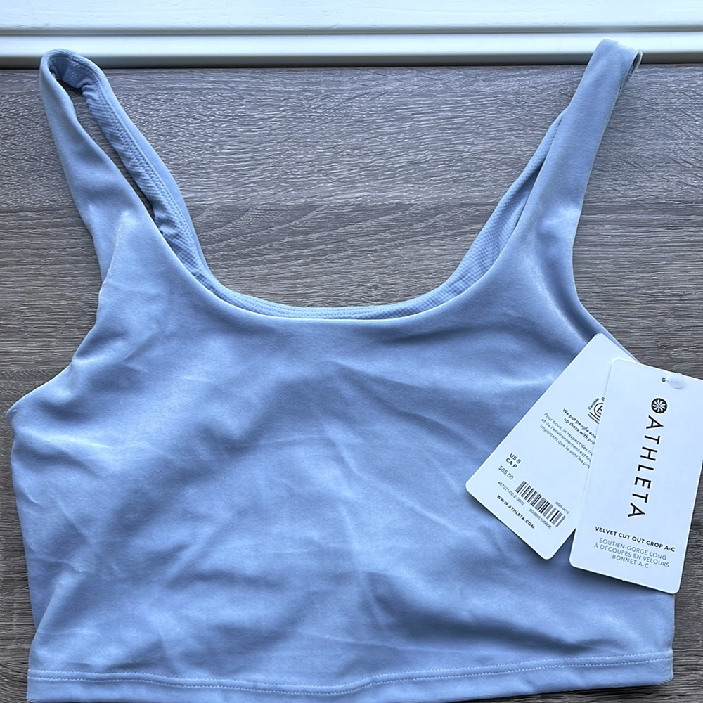 ATHLETA Velvet Cut Out Crop